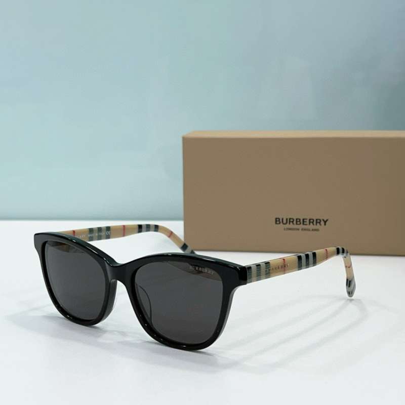 Picture of Burberry Sunglasses _SKUfw55407187fw